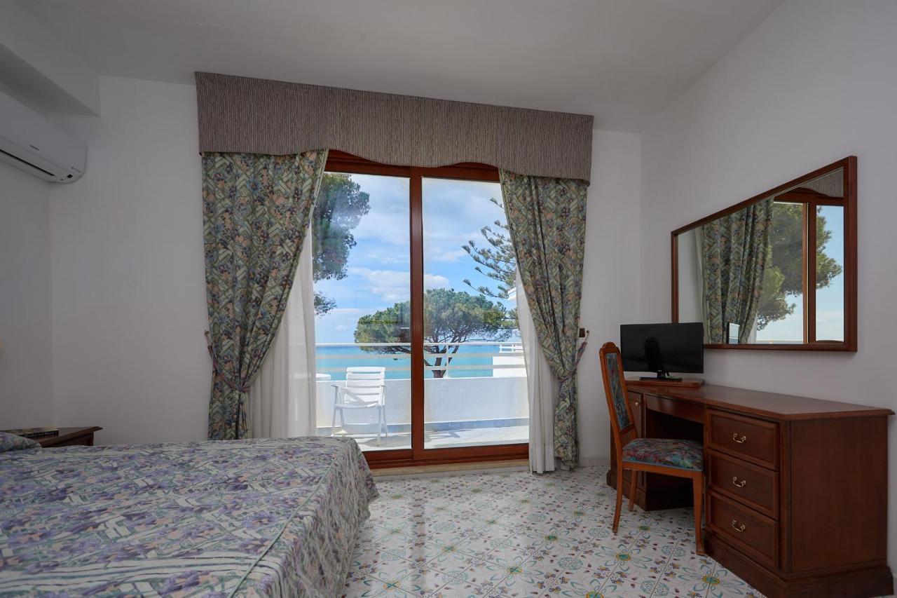 Hotel La Castellana Belvedere Marittimo Kültér fotó