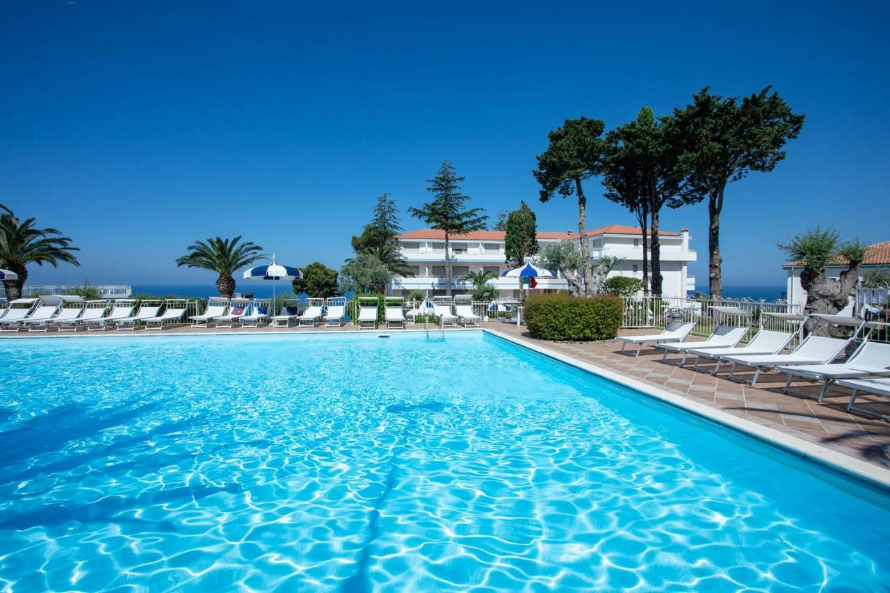 Hotel La Castellana Belvedere Marittimo Kültér fotó